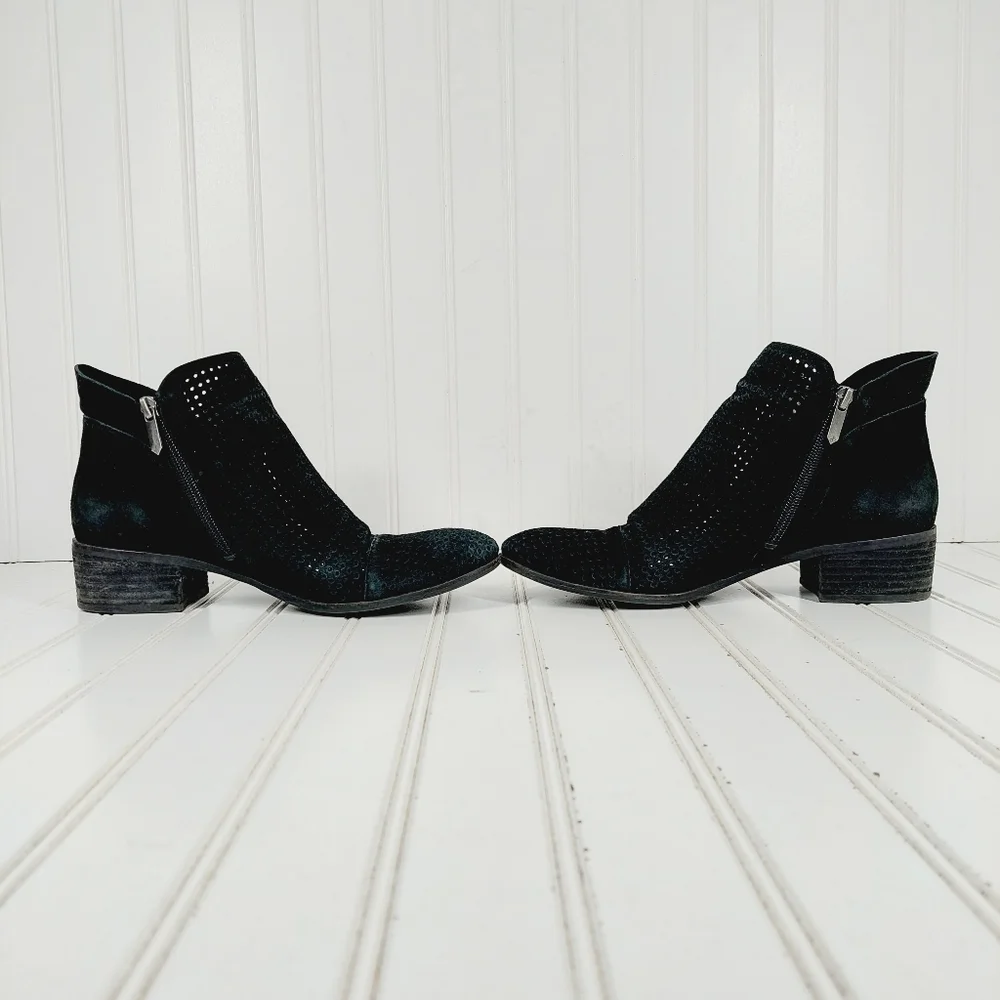 Sam Edelman Black Suede Notched Side Block Heel Ankle Boots F370